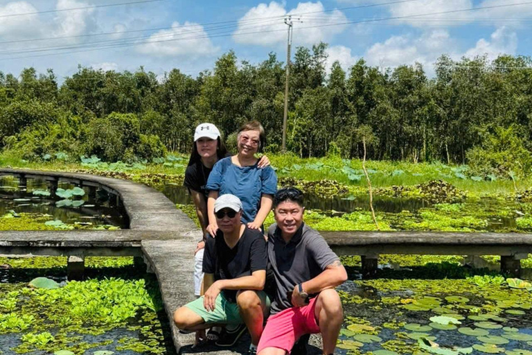 Desde Ciudad Ho Chi Minh: Excursión Ecológica de un Día al Pueblo Flotante de Tan Lap