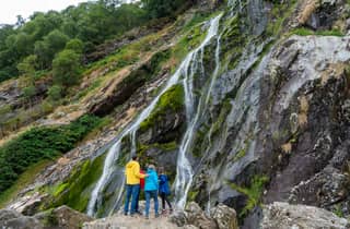 Ab Dublin: Wicklow, Glendalough, Wasserfall & Schäferhund-Show