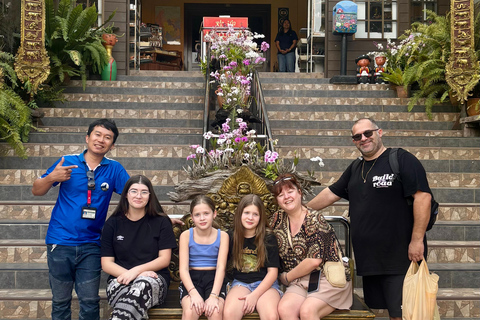 Chiang Rai: Popular Sightseeing Tour 7 places , Buffet Lunch Chiang Rai: Popular Sightseeing Tour 7 places ,Buffet Lunch