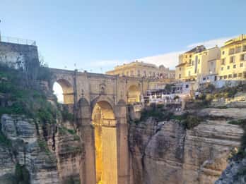 From Fuengirola: Ronda and Setenil de las Bodegas Day Trip