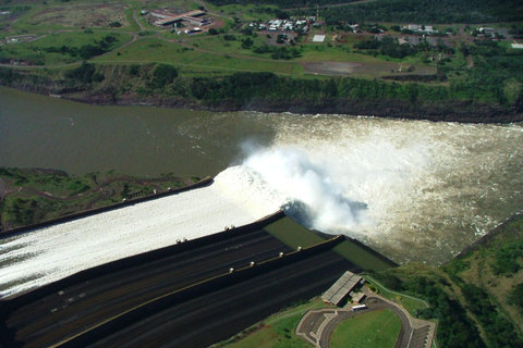 PRIVAT-Panoramabesuch im Wasserkraftwerk Itaipu.