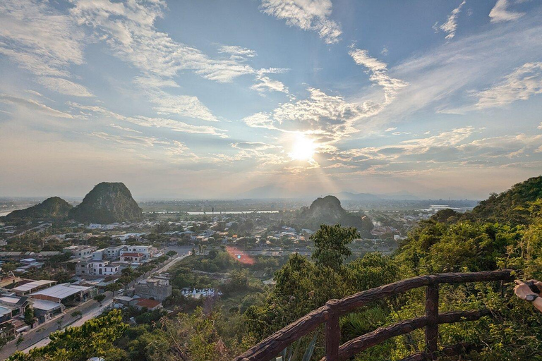 Góry Marmurowe, Dama Budda, Da Nang nocą i rzeka Han