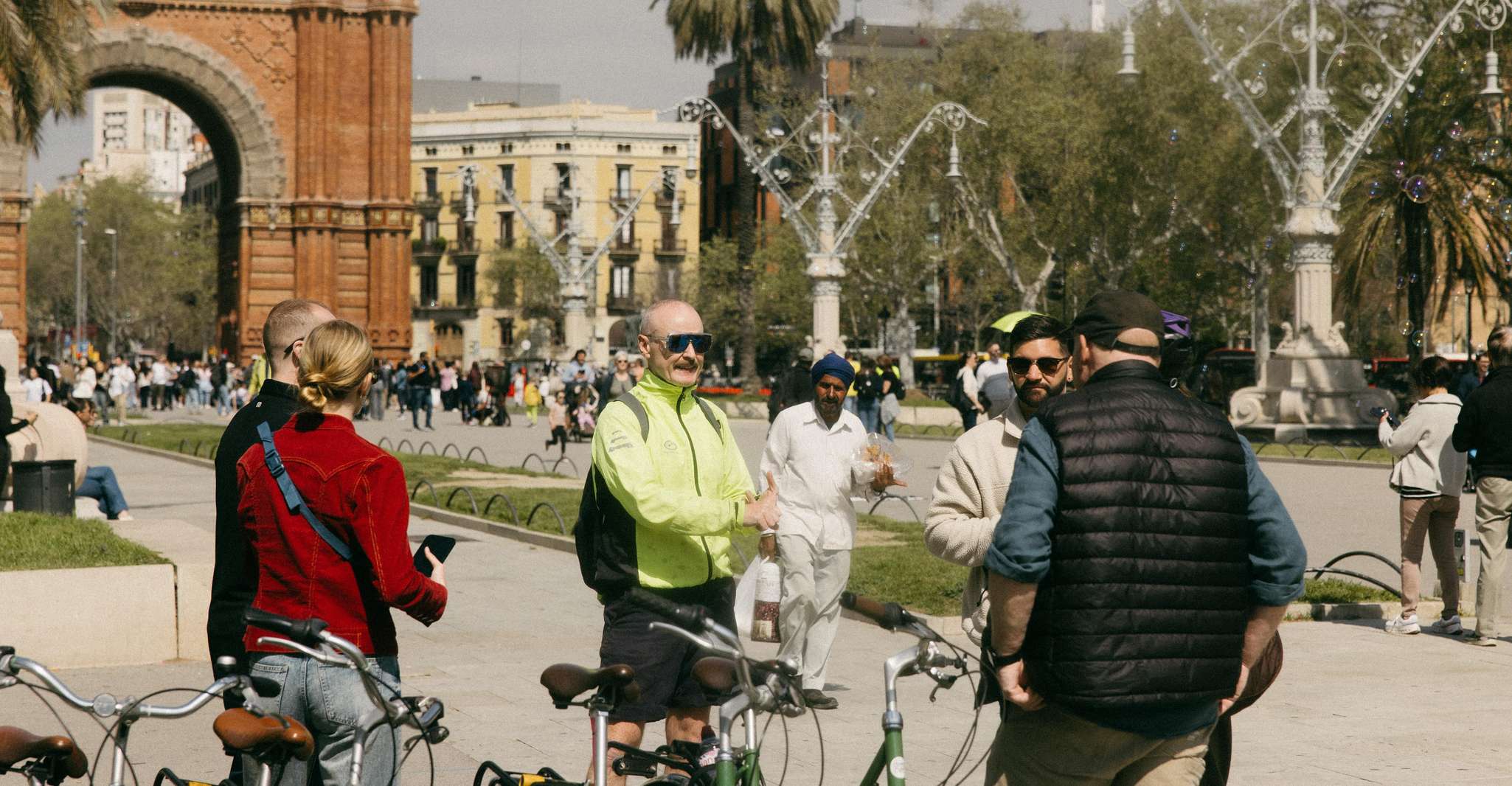Barcelona: Guided Bike or E-Bike City Tour photo 18