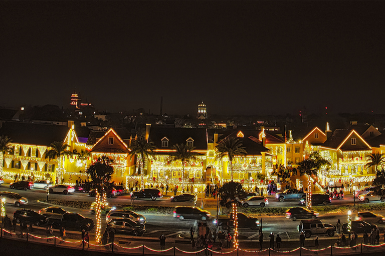 St. Augustine: Nights of Lights Cruise with Music and Drinks