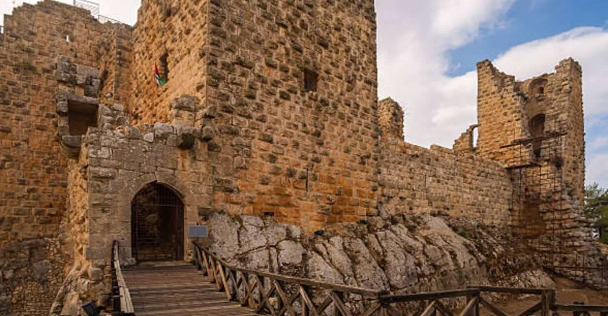 From Amman, Jerash, Ajloun Castle or Umm Qais Private Tour - Housity