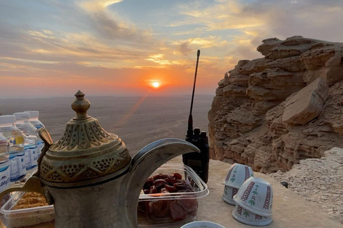 Riyadh: Adventure Edge of the World
