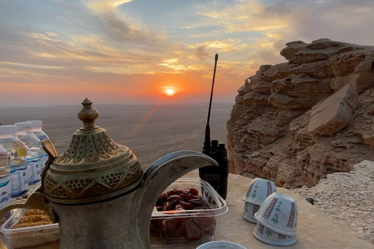 Riyadh: Adventure Edge of the World