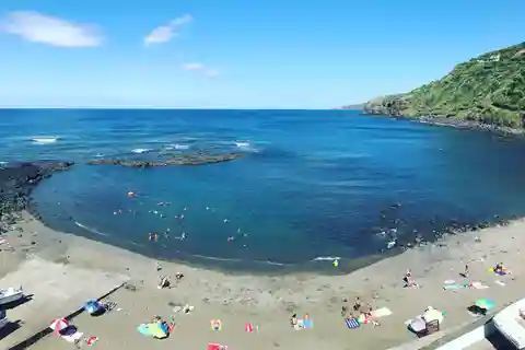 São Miguel: Private Wanderung zum Viola-Strand & Nordküste mit Mittagessen