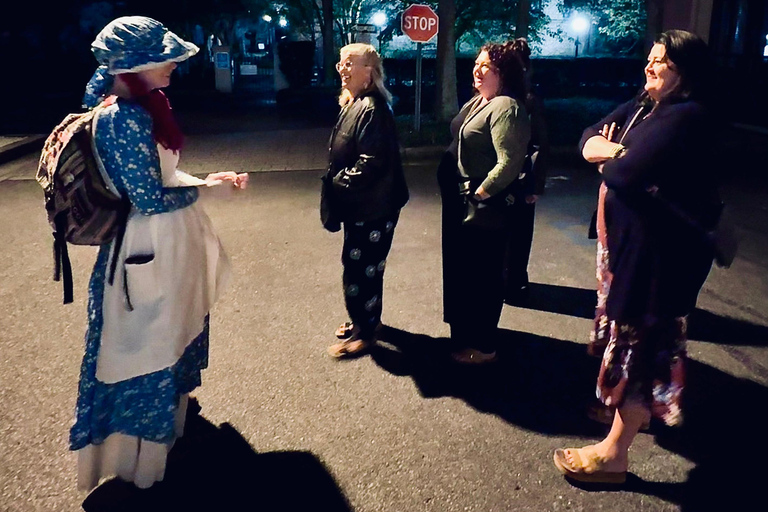 Charleston: Drunk History & Haunt Jaunt - Haunted Pub Crawl Charleston: Haunted Pub Crawl with 3 Stops
