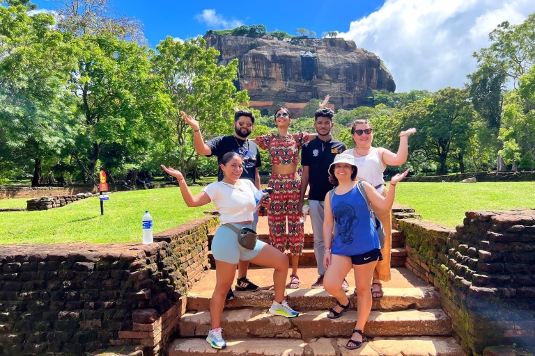 Z Bentoty: Sigiriya Lion Rock i Dambulla Cave Temple Tour