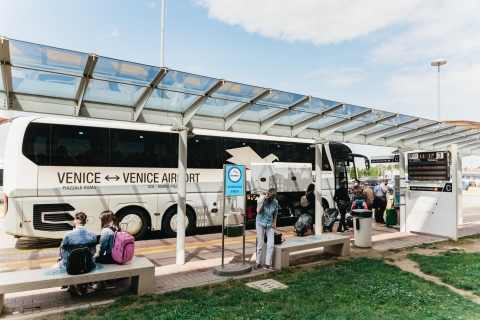 Autobus z lotniska Marco Polo do centrum WenecjiBilet w jedną stronę z lotniska Marco Polo do centrum miasta
