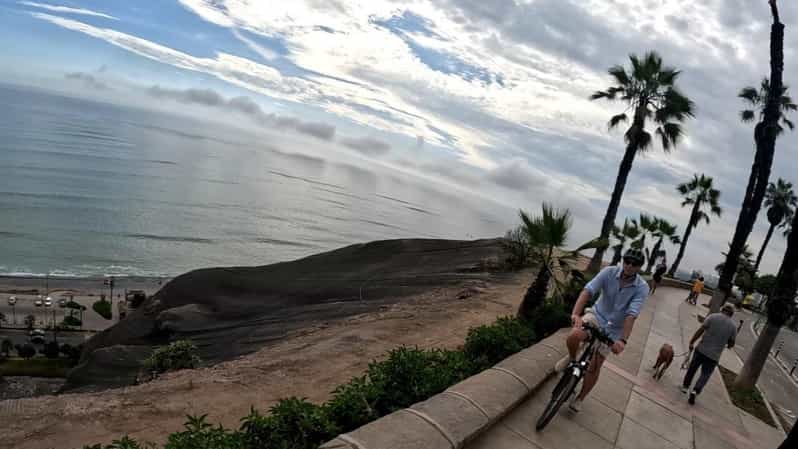 Lima: passeios de bicicleta elétrica Miraflores Barranco
