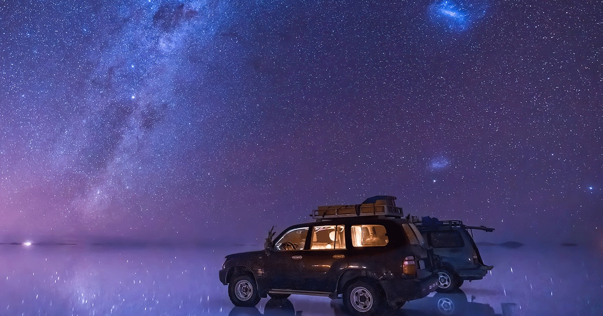 Uyuni: Atardecer Y Noche Estrellada En El Salar De Uyuni 