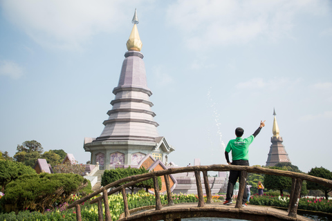 Chiang Mai: Doi Inthanon Tour & Pha Dok Siew Trail Trek Private Tour
