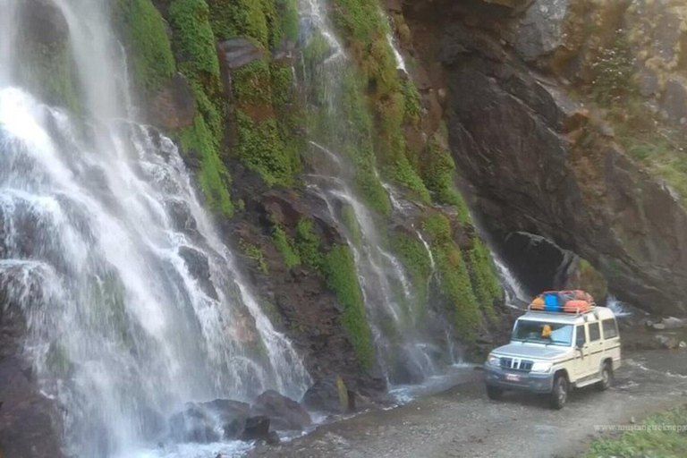 Desde Katmandú: Traslado compartido a Manang