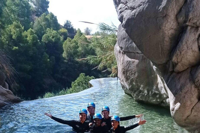 Bolulla: Estret de les Penyes Water Canyoning