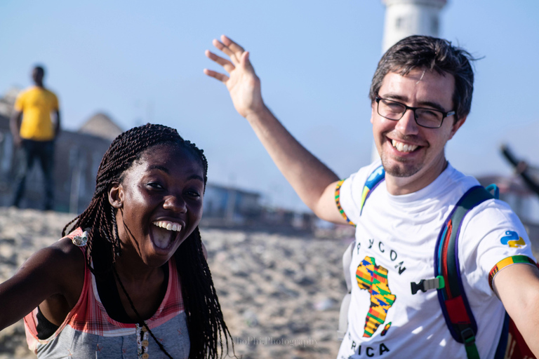 Accra: Esplora Accra con una guida locale (Tour privato della città)Tour di mezza giornata della città di Accra