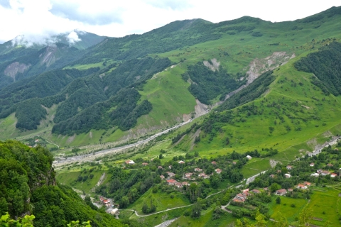 Depuis Tbilissi : Excursion guidée à Kazbegi Gudauri et Ananuri