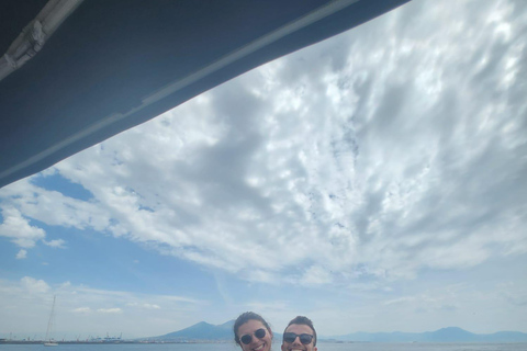 Naples: City Boat Tour with Aperitif