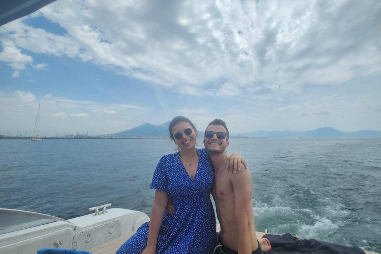 Naples: City Boat Tour with Aperitif