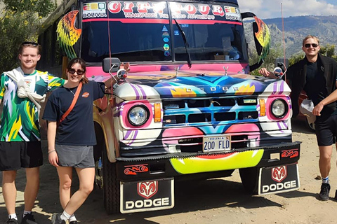La Paz: Themed Bus, Cable Car, and off the Beaten Track Tour Half-Day Tour