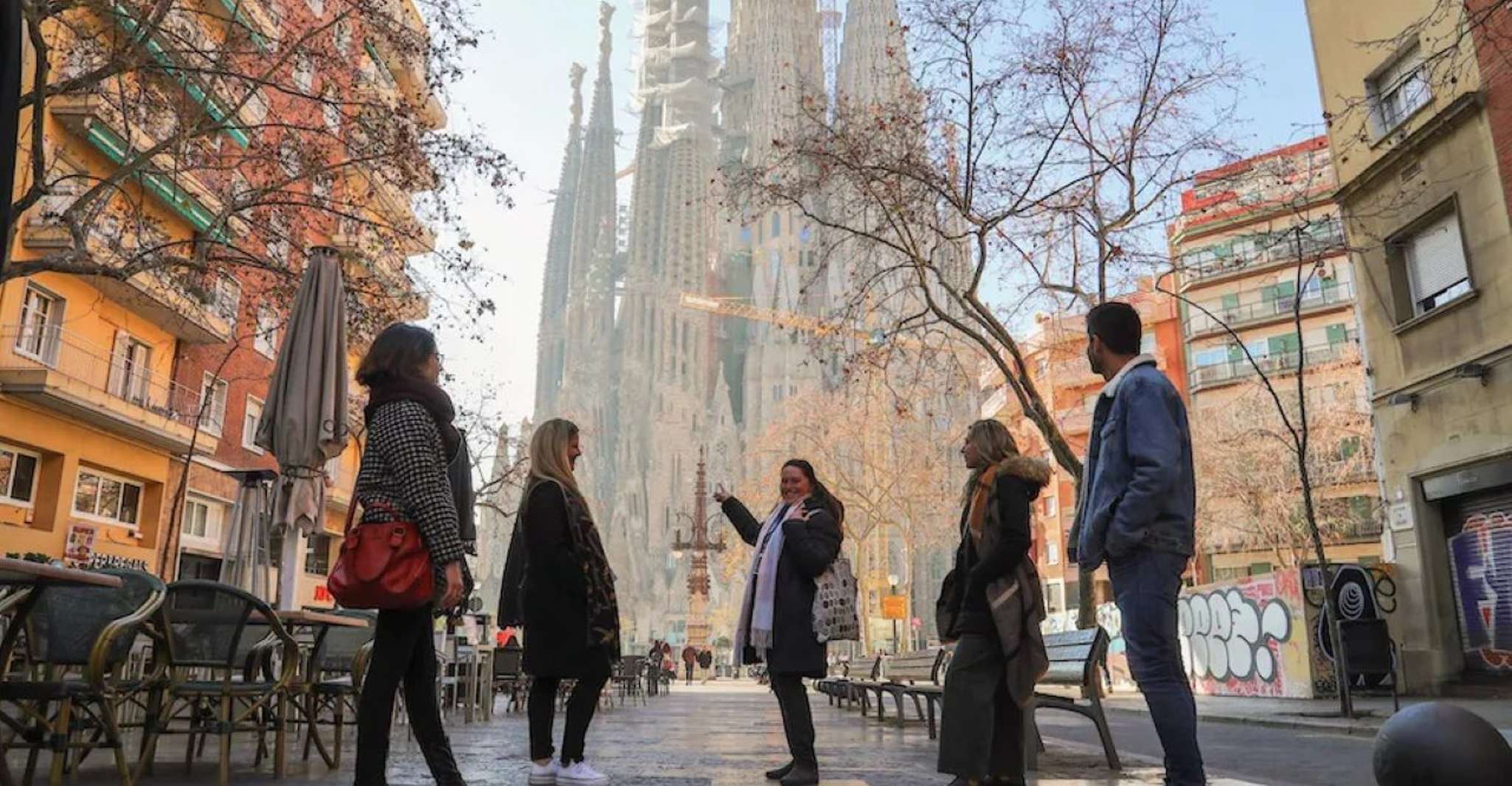 Barcelona: Sagrada Familia Skip The Line Insider Guided Tour photo 2