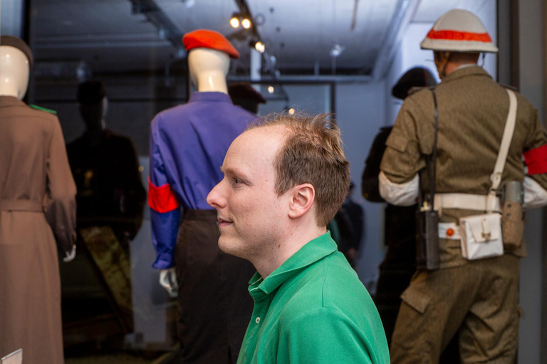 Traços de Berlim: tour guiado por Berlim (inglês/alemão)