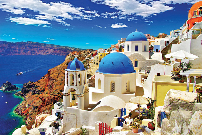Santorini: Private Jeep Tour to Island Highlights