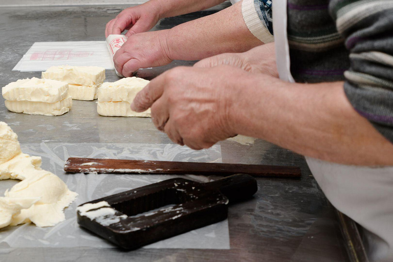 Vico Equense: Cheese-Making Class with Tasting