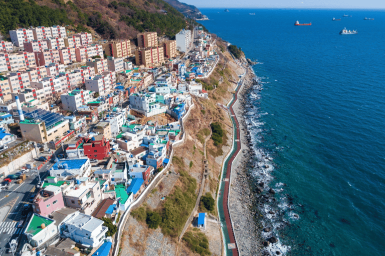 Busan: City Tour of 3 Historic Neighborhoods by Public Bus