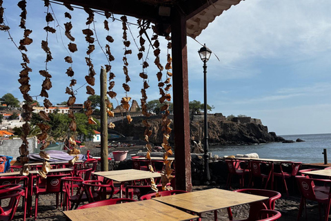 Old City: Historical Tour of the 5 Monuments with Tickets Included Old Town: Historical Tour of the 5 Monuments with Tickets Included