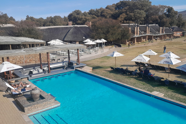 Cape Town Aquilla big sunset safari With transport & food aquila sunset bestseller