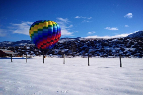 Snohomish: Sunrise Hot Air Balloon Ride with Panoramic Views