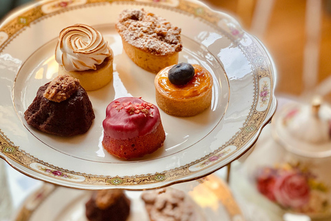 Rouen: French-style tea time at Dame Cakes