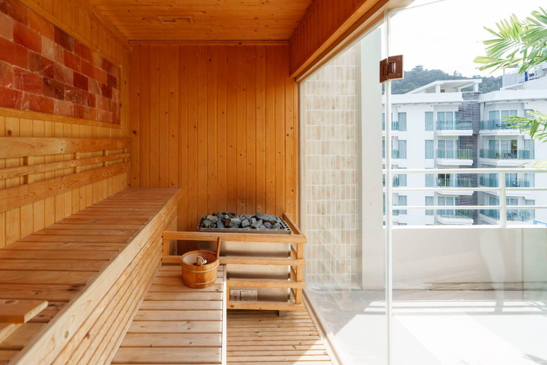 Phuket: Rooftop Cold Plunge and Thermal Therapy DayPass