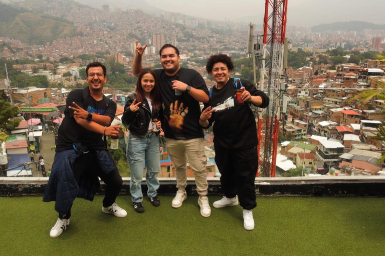 Comuna 13 Full Experience | Subway, Metrocable, Street Art and Culture. Comuna 13 Full Experience | Metro, Metrocable, Street Art and Culture.