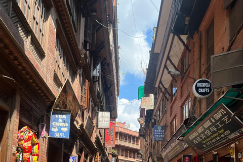 كاتماندو: جولة بهاكتابور ورسم ثانغكا ونحت الخشبكاتماندو: ساحة بهاكتابور دوربار وجولة الحرفيين