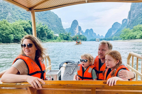 Guilin: Li River Bamboo Raft & Xianggong Hill Private Tour Private Tour With Chinese-speaking Diver-guide