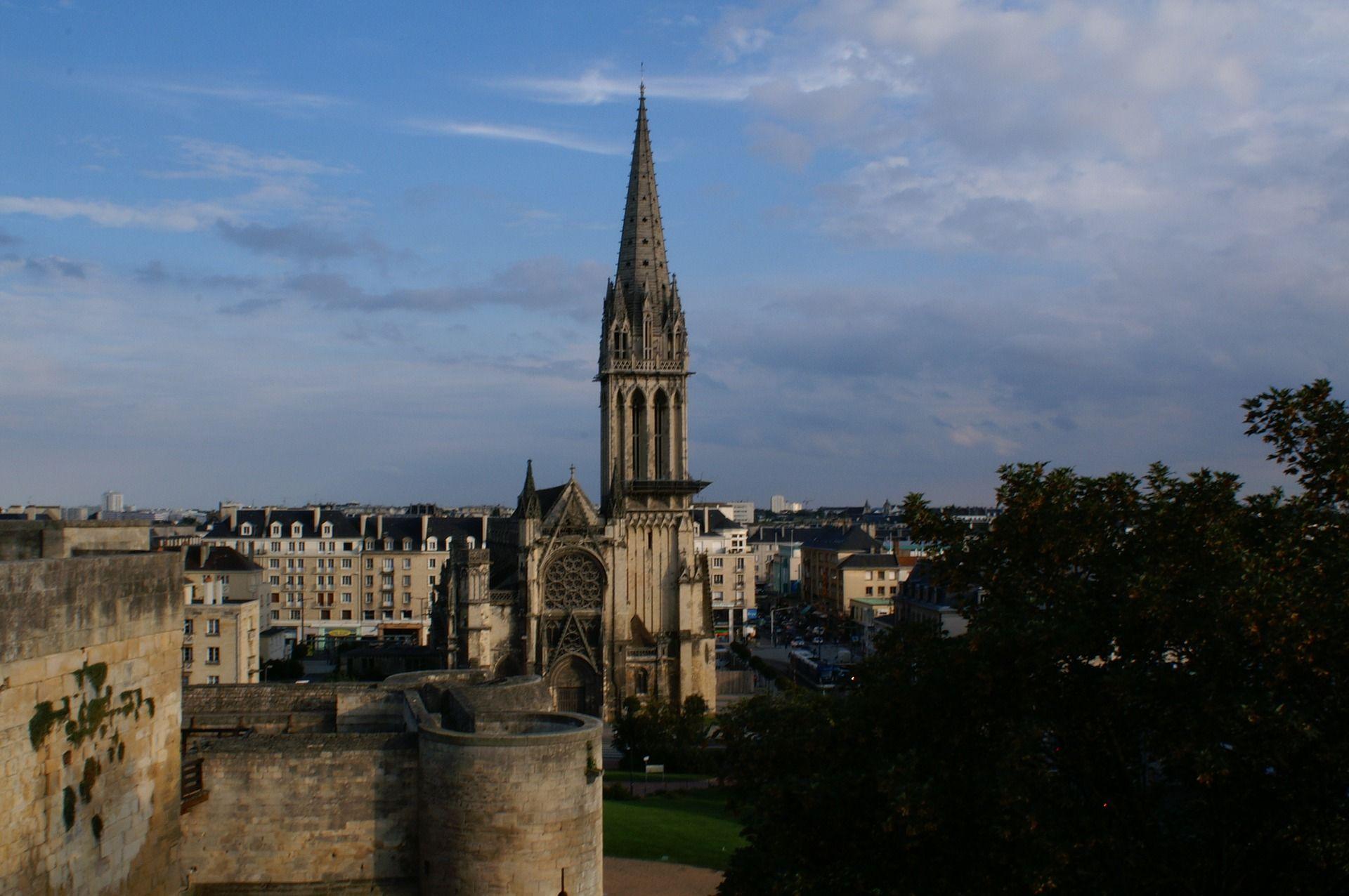 Caen: Private geführte Wandertour