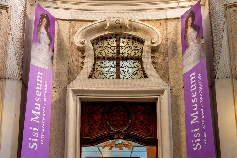 MegaCombo de Viena: Schönbrunn, Sisi, tour a pie y trasladosMegacombo de Viena: Schönbrunn, Sisi, tour a pie y traslados