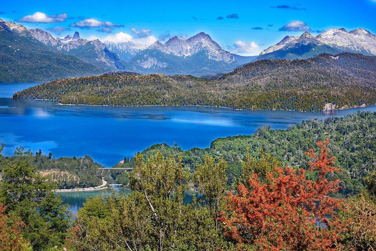 Bariloche: Villa La Angostura and the Magical Beaches Tour Guide: Spanish