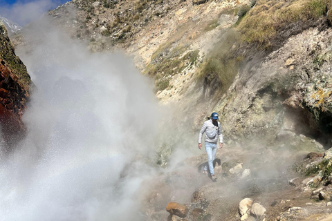 From Arequipa: 2-day Colca tour with geyser visit, ending in Puno
