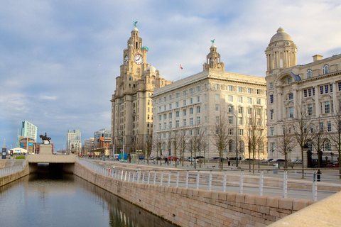 Liverpool: Guided Walking Tour of Belonging & Resilience