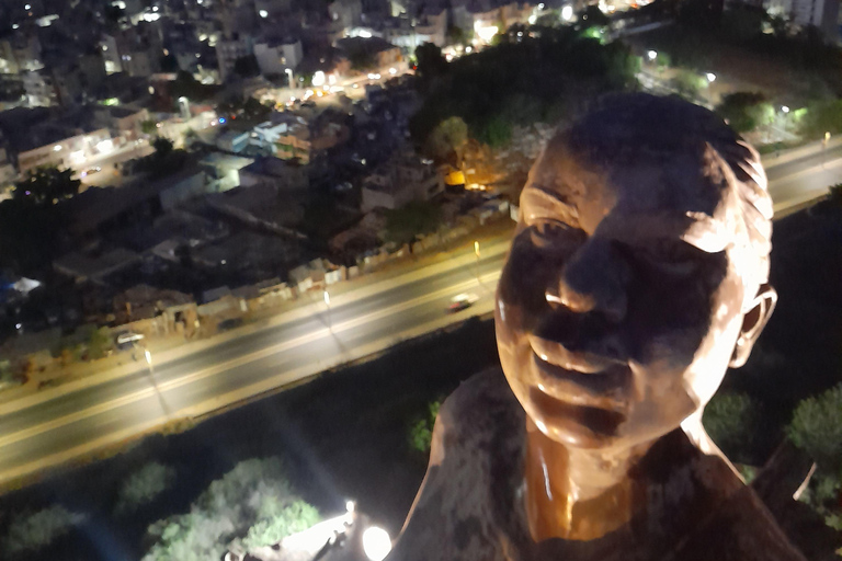 Dakar: Gorée Island Tour with Ferry Ride and Guide