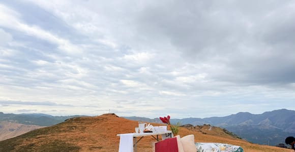 Romantic Sunset Escape to Vatutoko Mountain & Yavuna