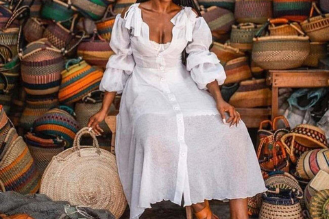 Accra: Guided Souvenir Shopping Tour with Tastings Meet Me There (Ride-Hailing & Taxis)