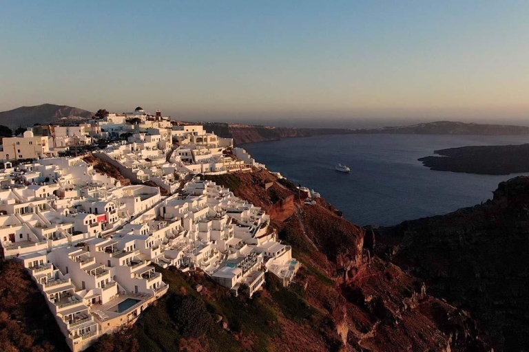 From Santorini: Private One-Way Helicopter Flight to Islands Santorini to Sifnos Helicopter Flight