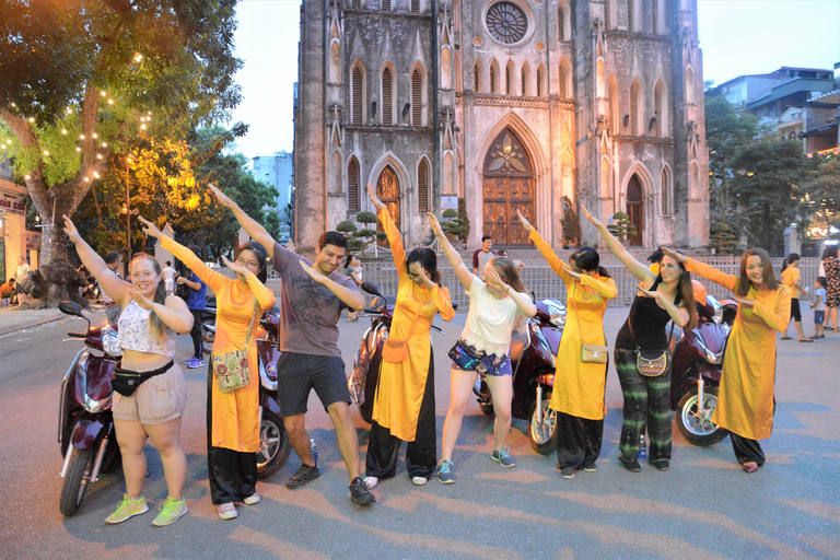 Hanoi: Hidden Streets & Street Food Motorcycle Tour