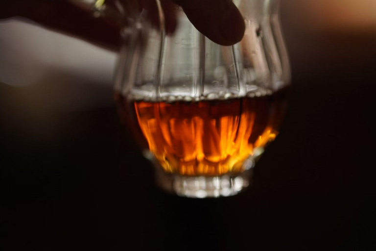 Shanghai: Chinese Tea Ceremony Workshop with Tasting