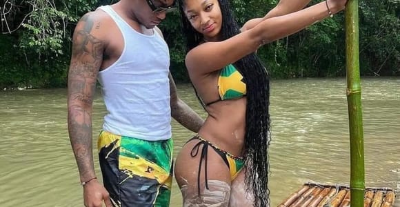 Montego Bay: Doctors Cave Beach with Rafting & Foot Massage